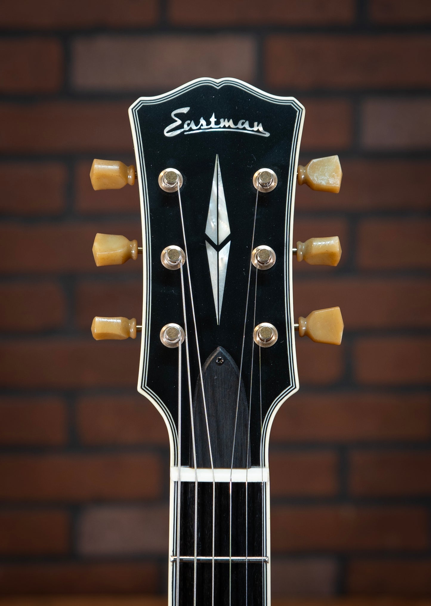 Eastman SB57/n-BK