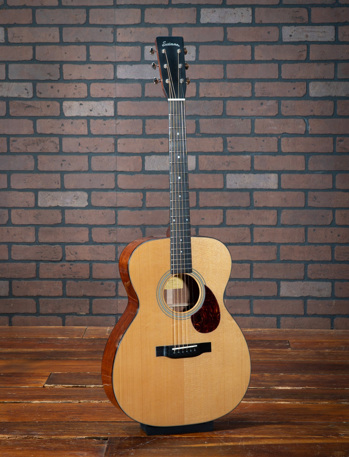 Eastman E10OM-TC