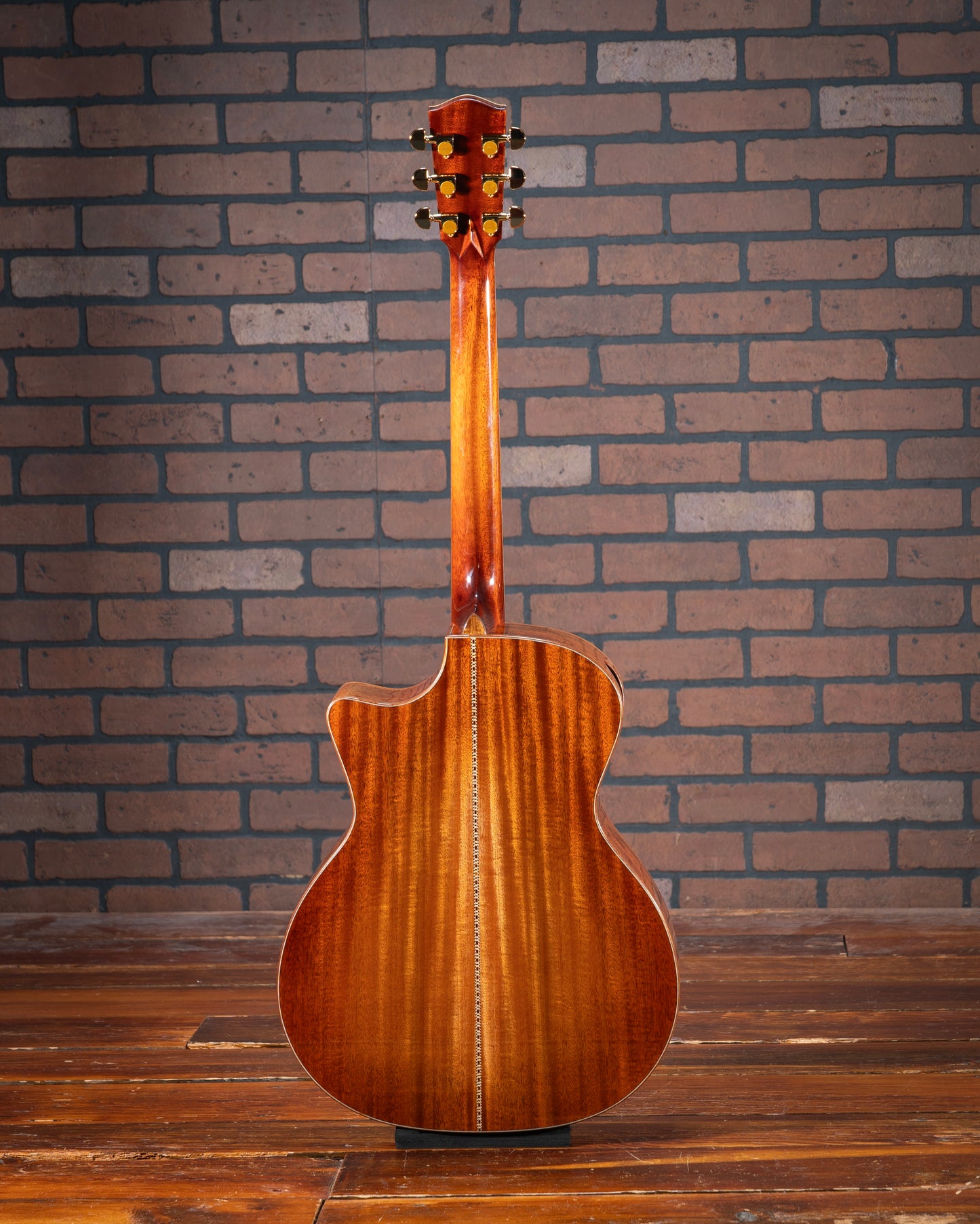 Eastman AC522ce-GB