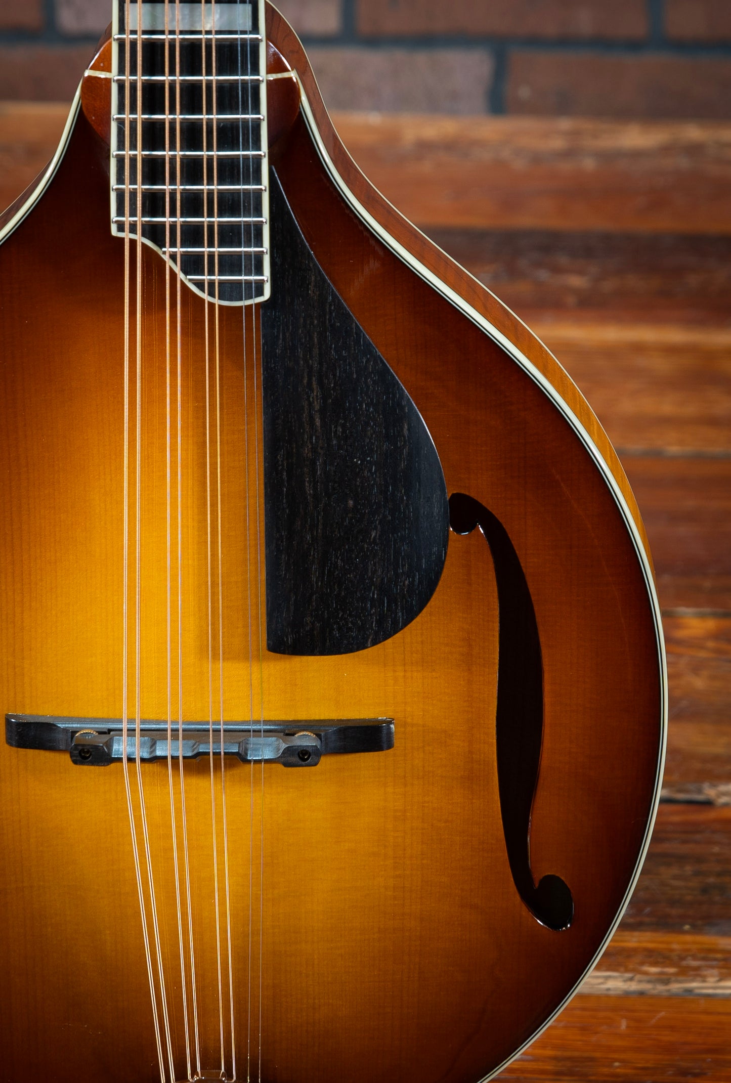 Eastman MDO605-GB