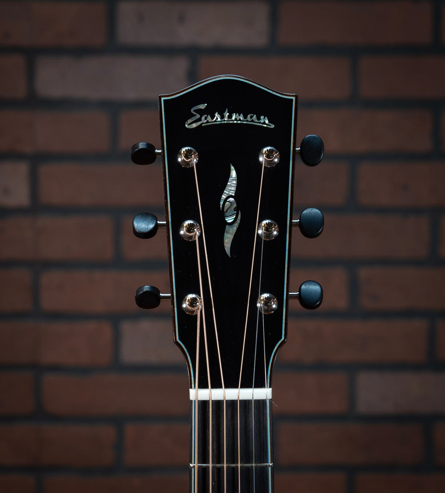 Eastman LOM QS
