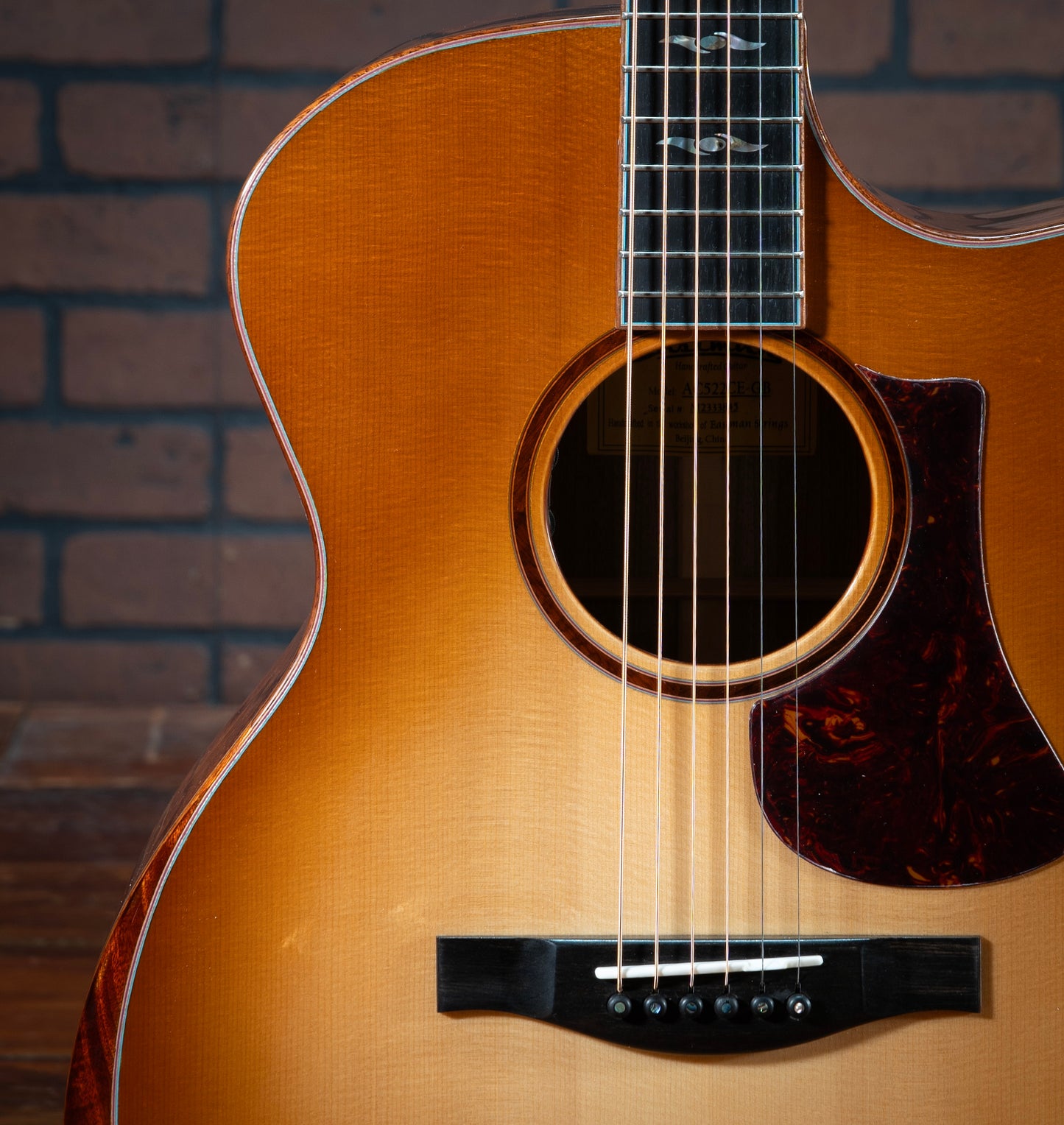 Eastman AC522ce-GB