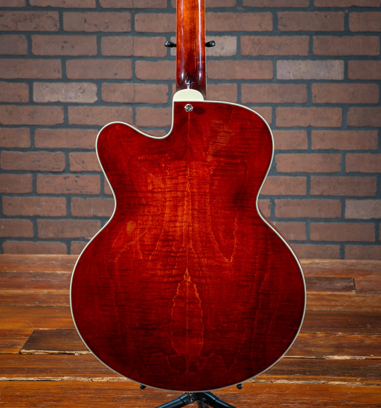 Eastman AR503ce