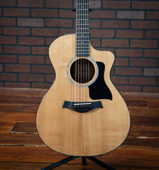 Taylor 212ce Plus