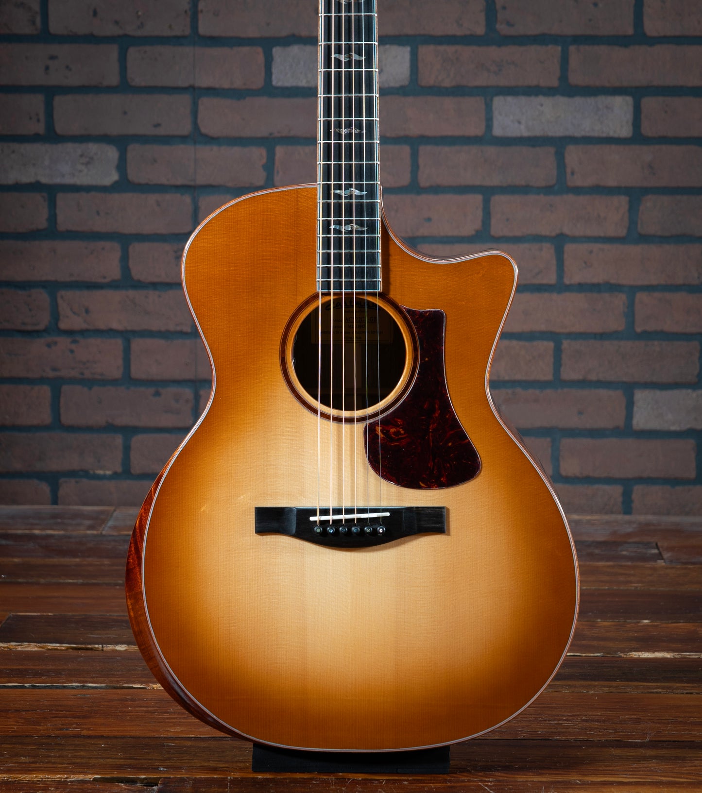 Eastman AC522ce-GB