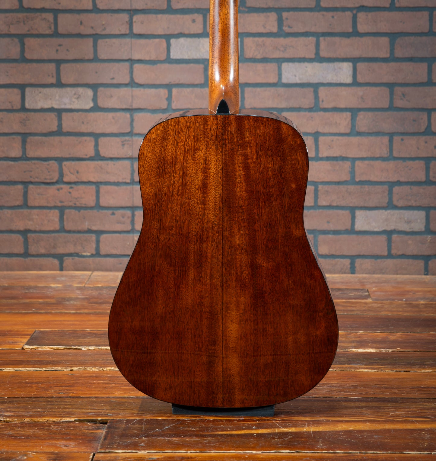 Martin D18 (Sinker Mahogany/Adirondack Spruce) (2024)