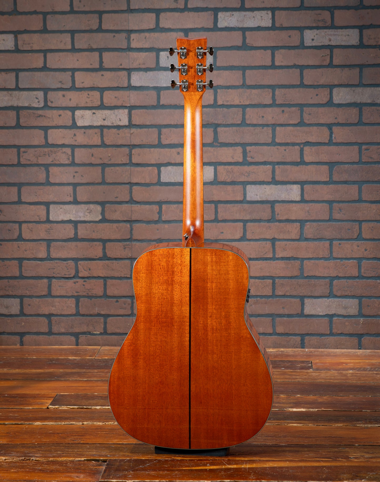 Yamaha FGX5