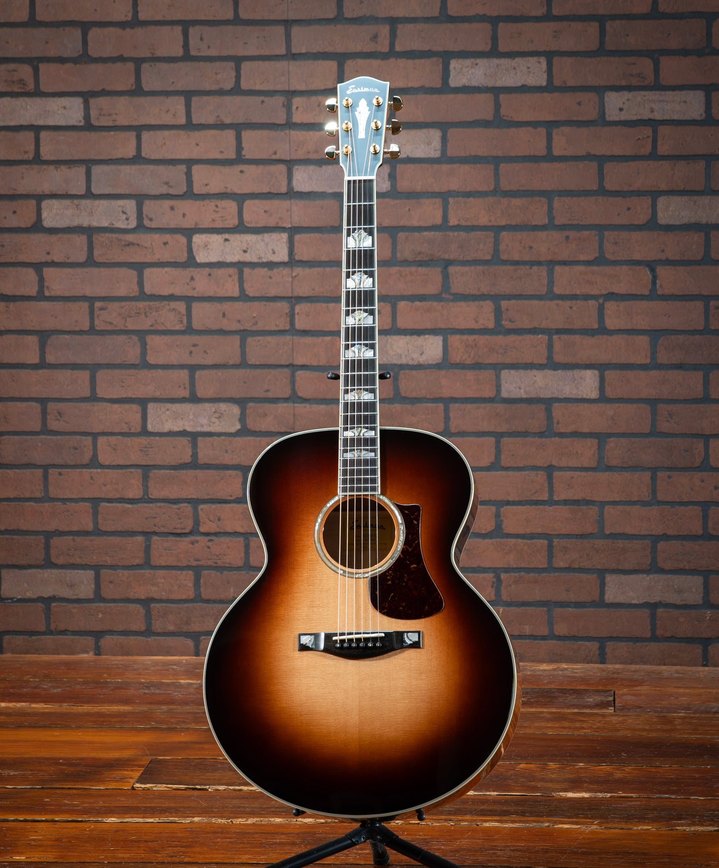 Eastman AC630 SB
