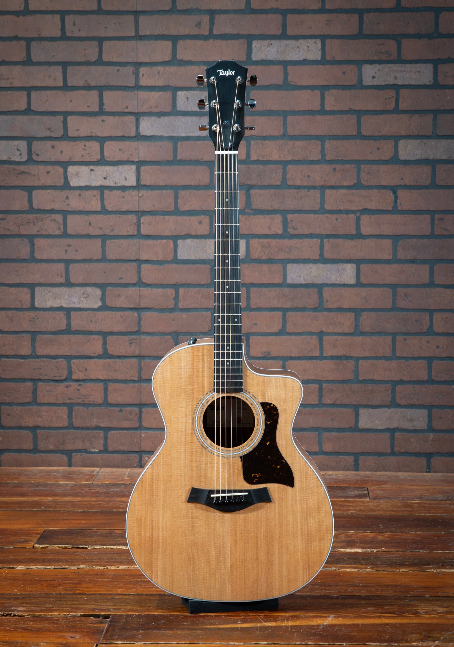 Taylor 214ce