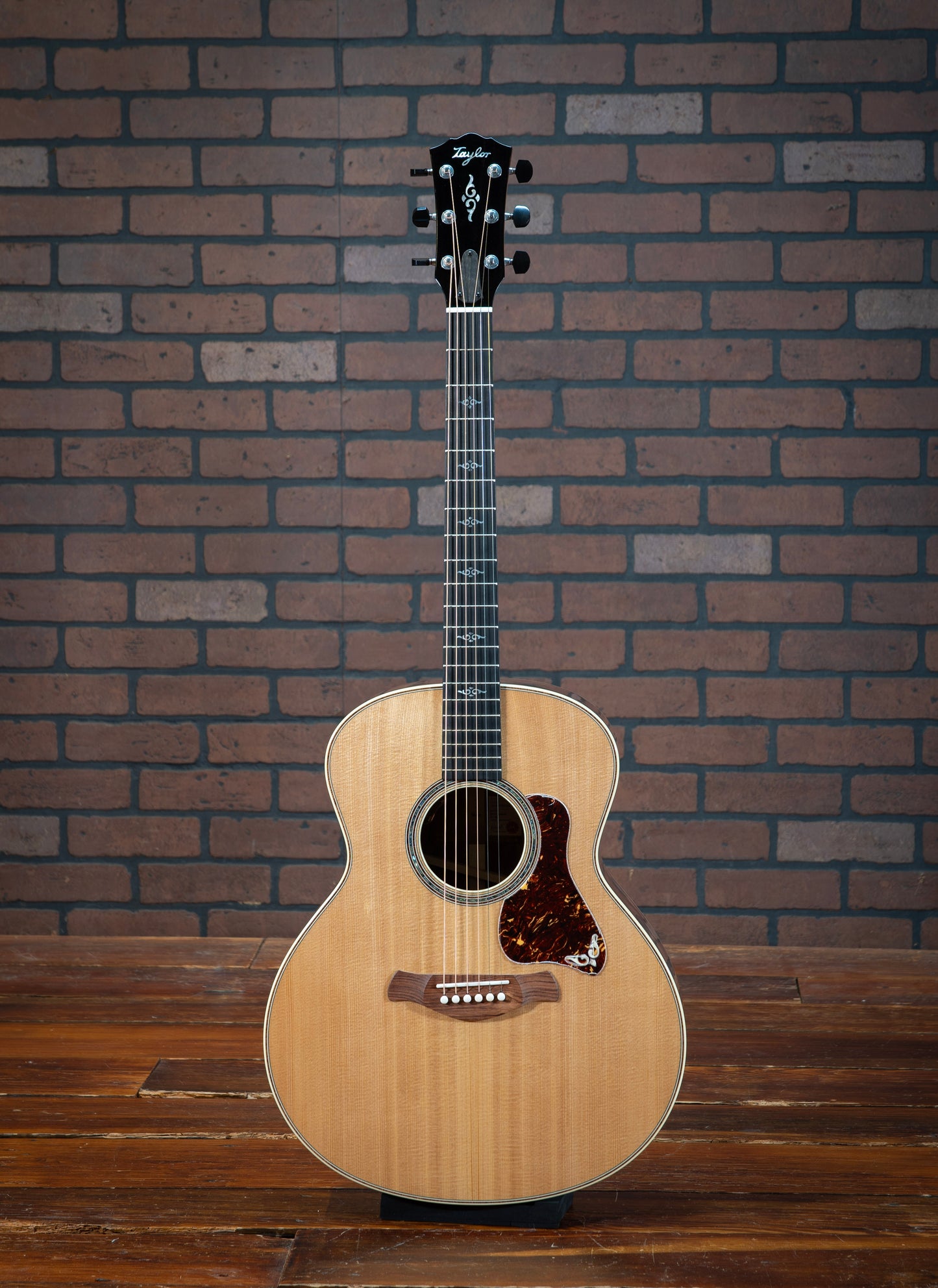 Taylor Gold Label 814e