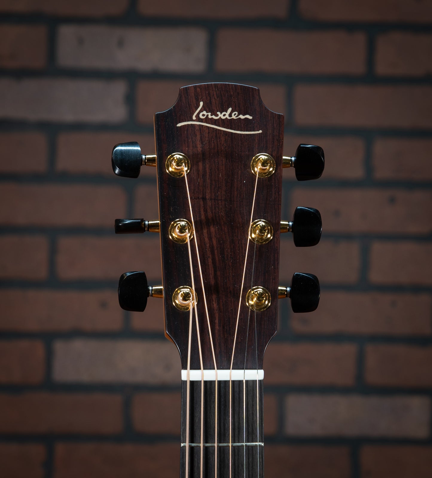 Lowden O-22 (Mahogany/Red Cedar)