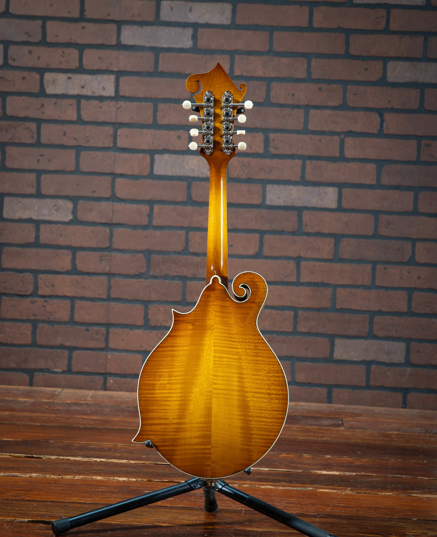 Eastman MD615-GB