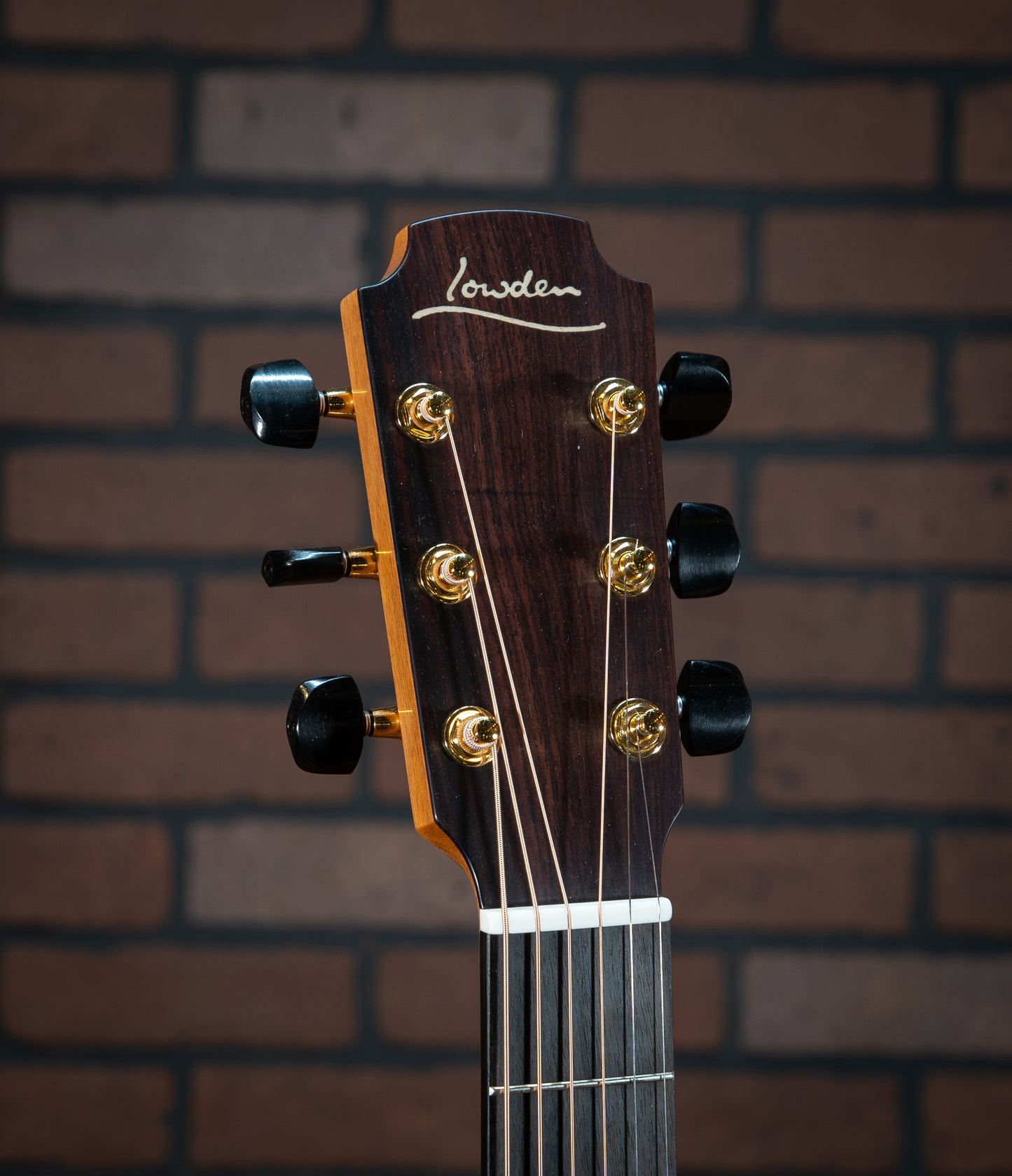 Lowden O-22 (Mahogany/Red Cedar)