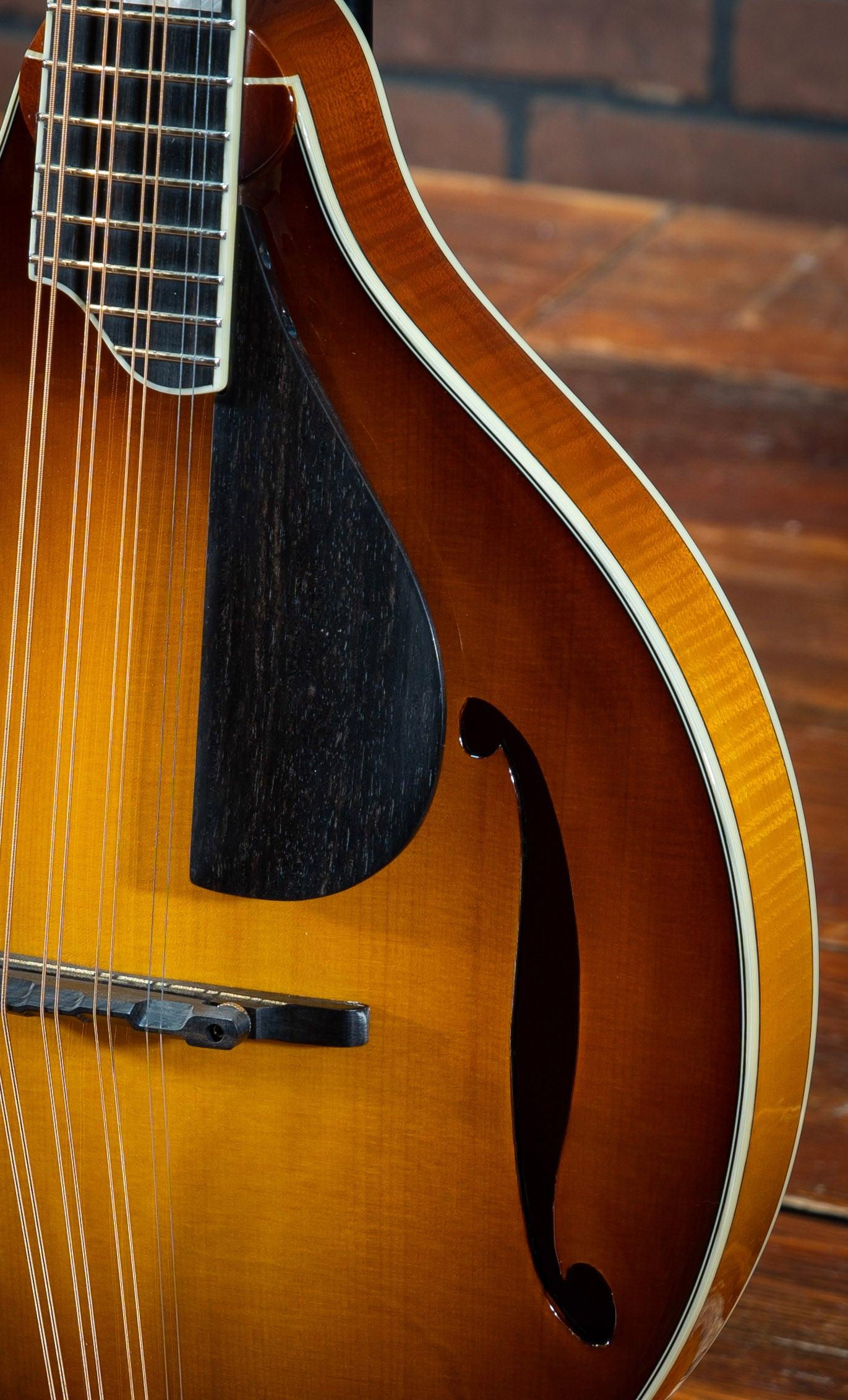 Eastman MDO605-GB