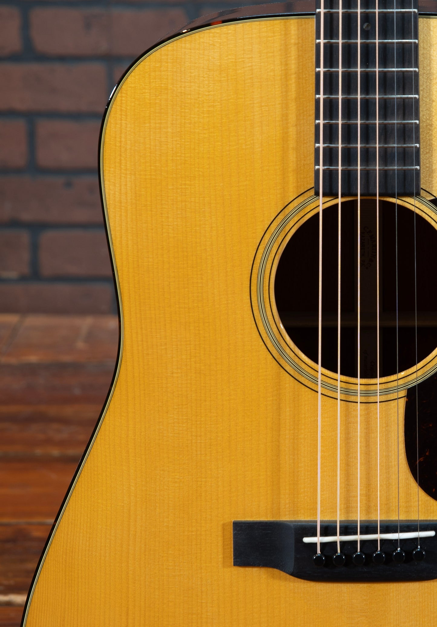 Martin D18 (Sinker Mahogany/Adirondack Spruce) (2024)