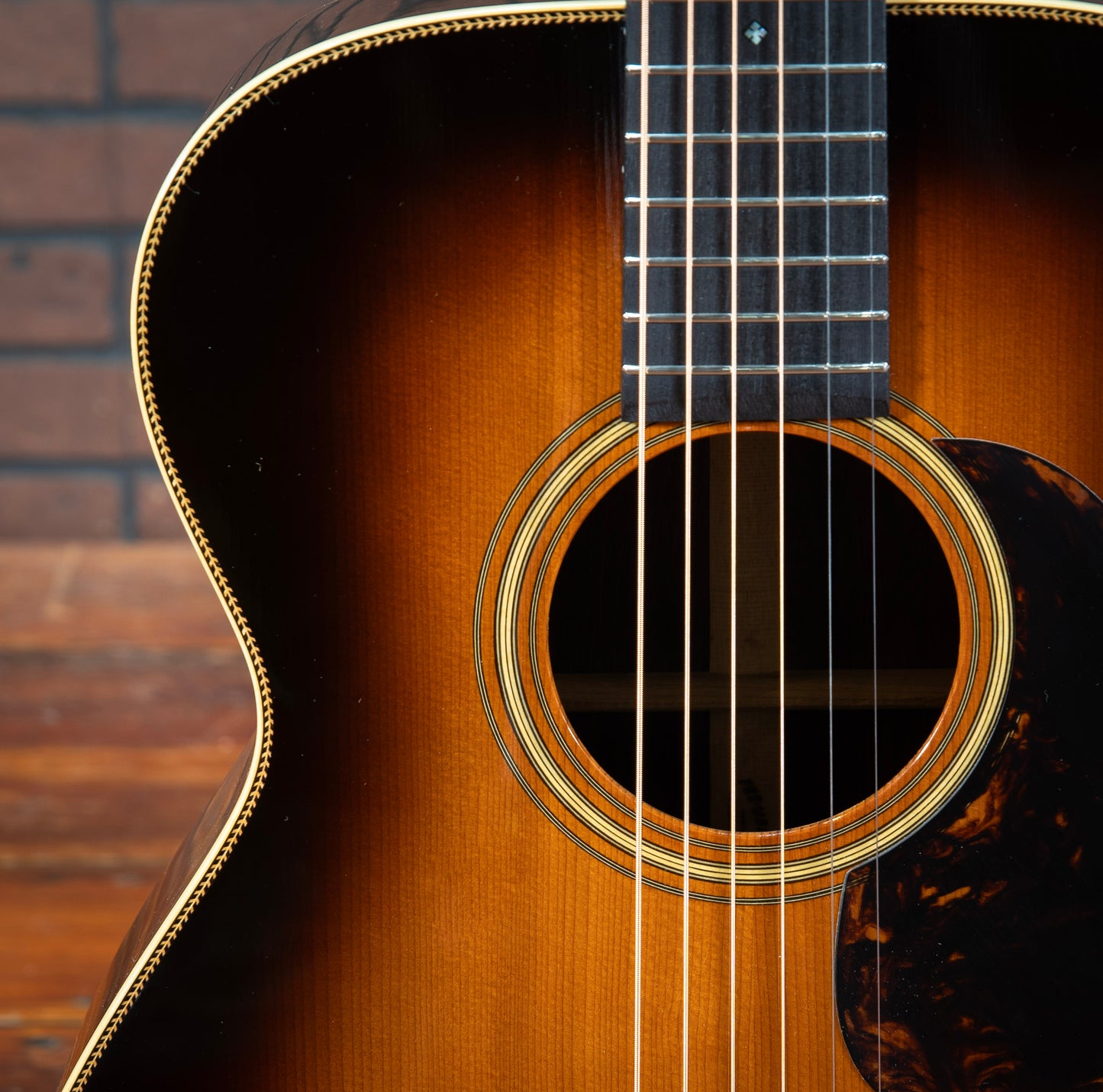 Pre-War Guitar Co. OM Model (Brazilian Rosewood/Adirondack)