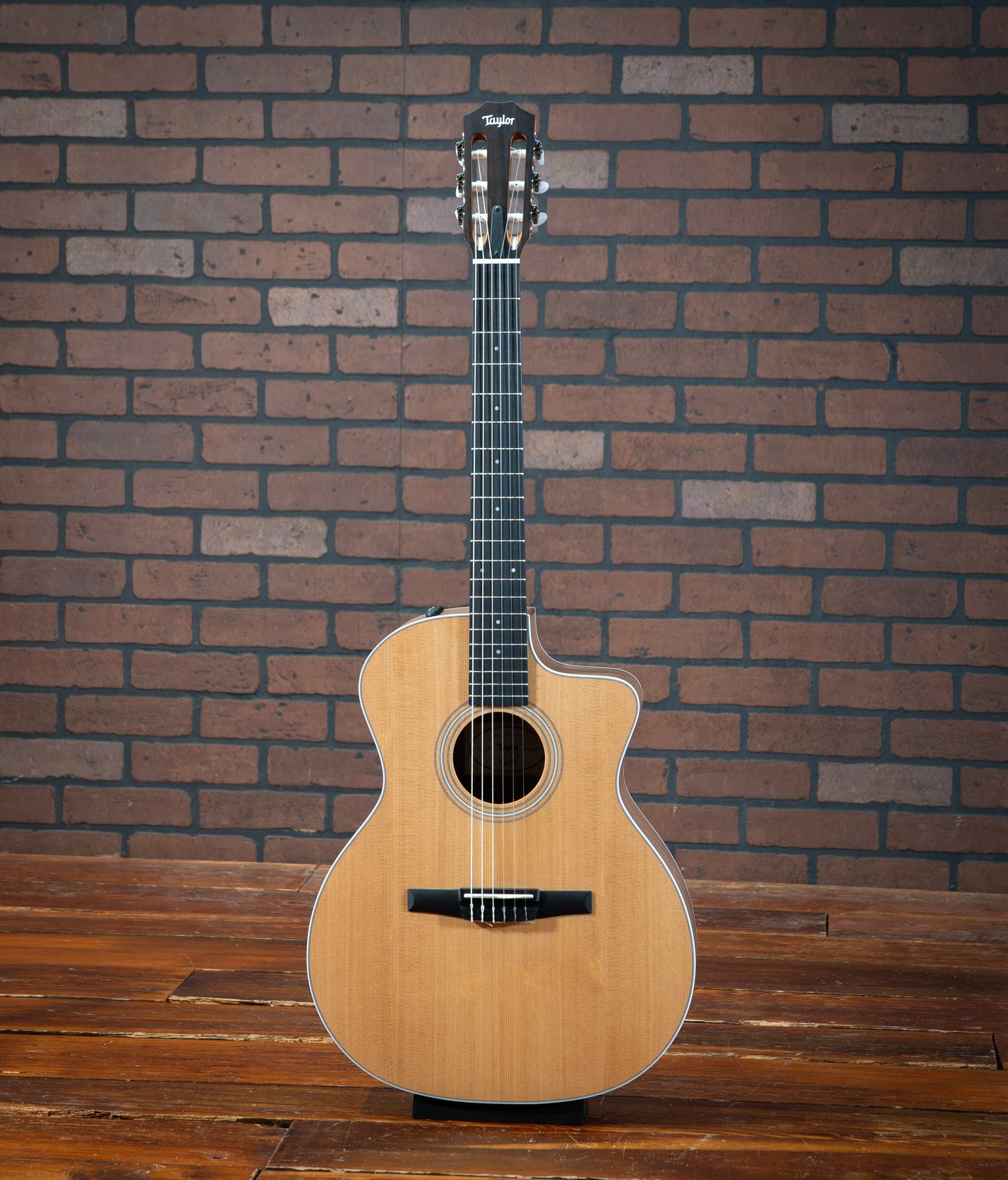 Taylor 214ce-N