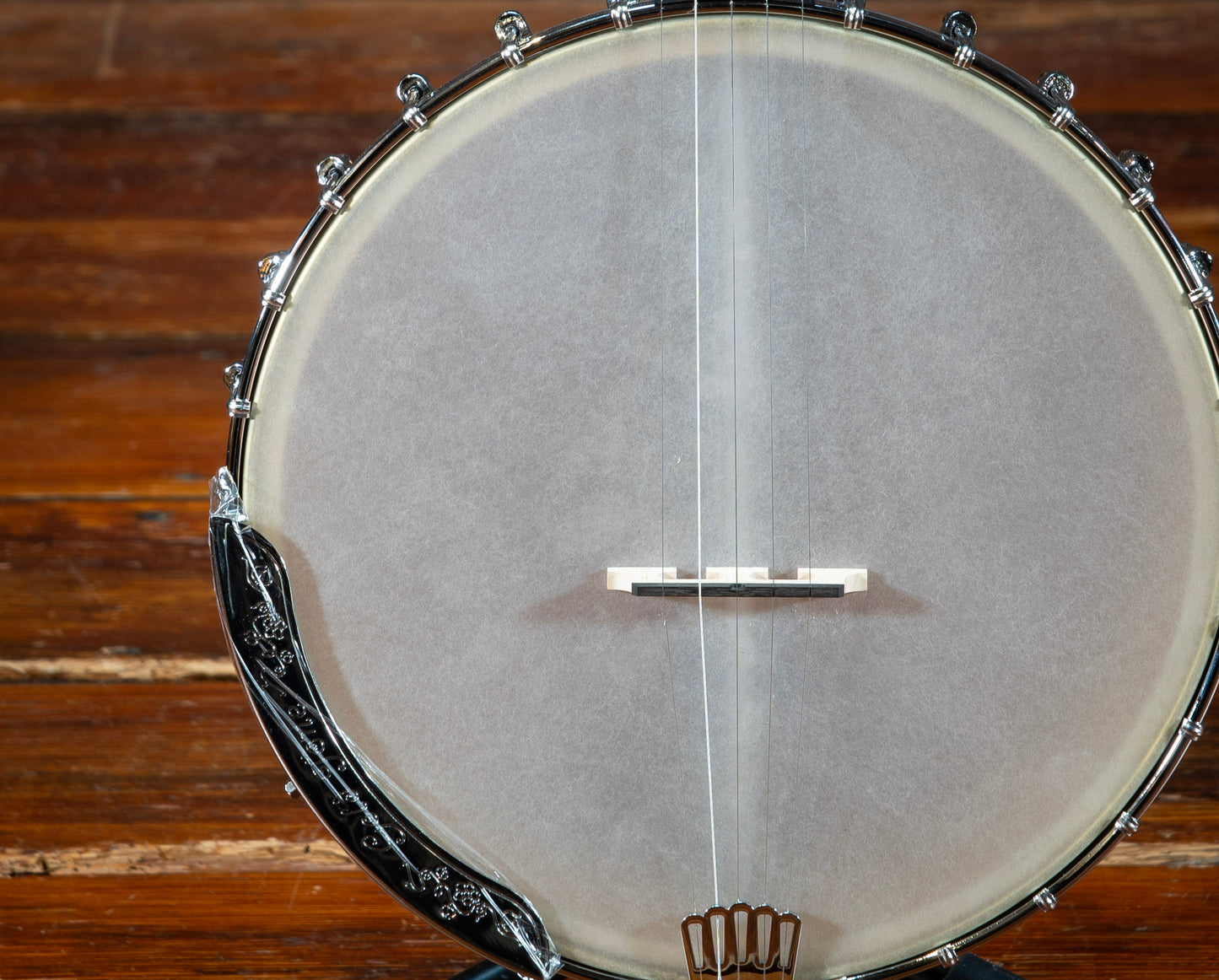 Gold Tone I CC Carlin 12