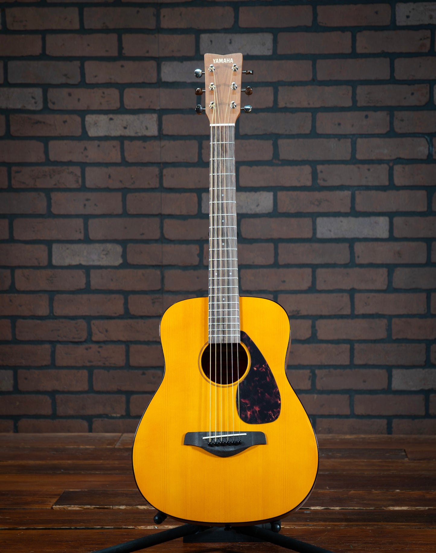 Yamaha JR1 Junior Guitar Natural with Gigbag