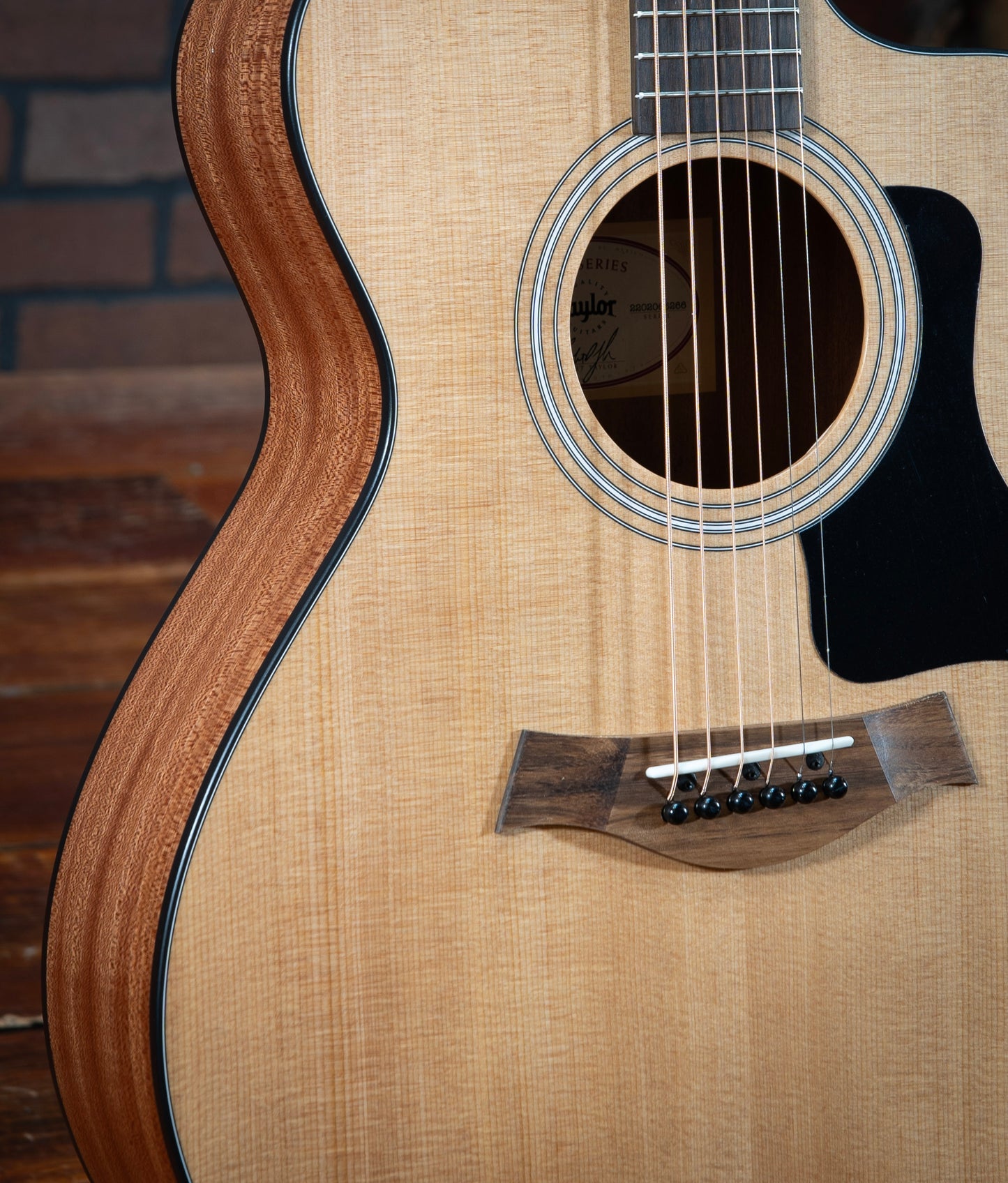 Taylor 112ce
