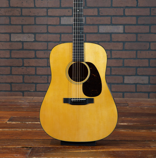 Martin D18 (Sinker Mahogany/Adirondack Spruce) (2024)