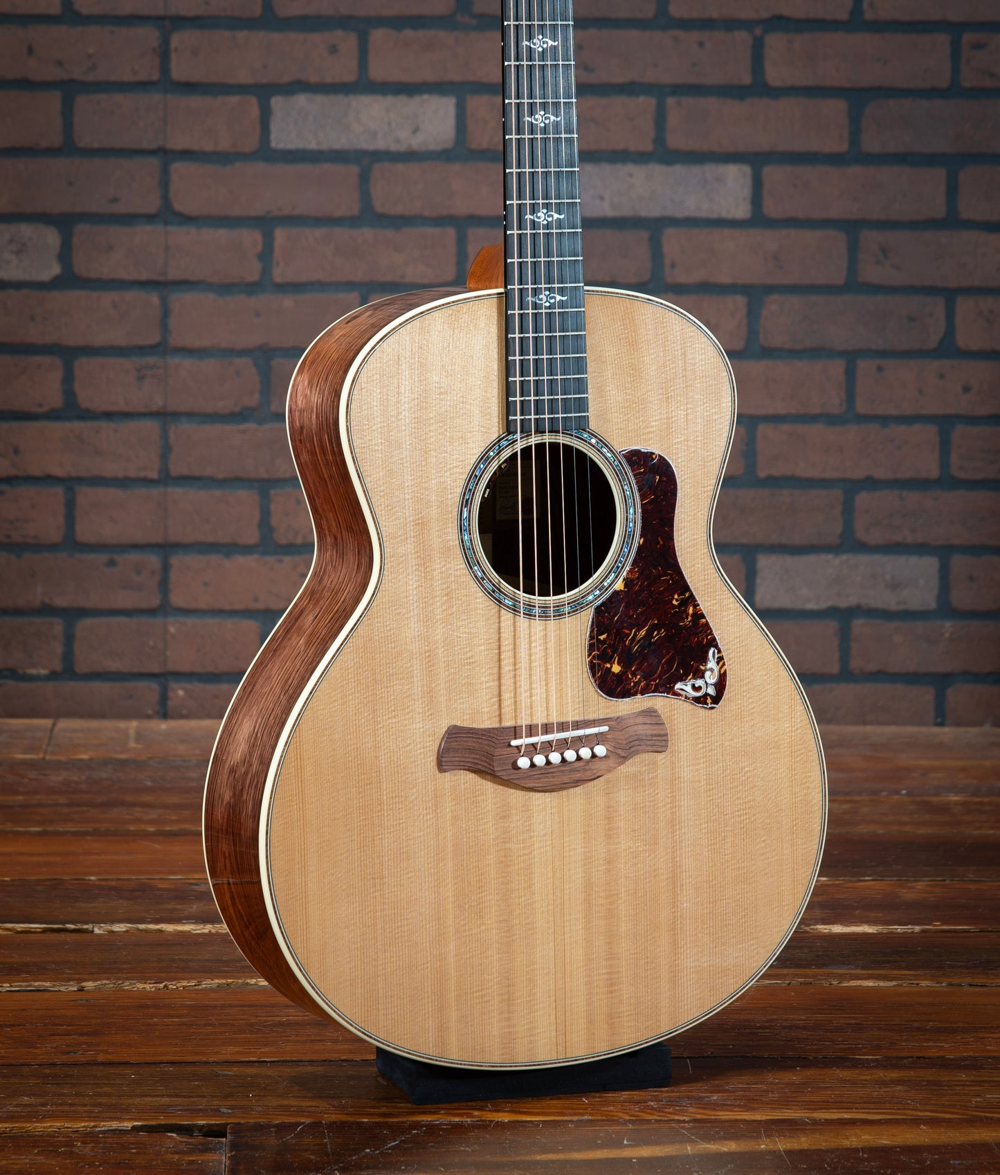 Taylor Gold Label 814e
