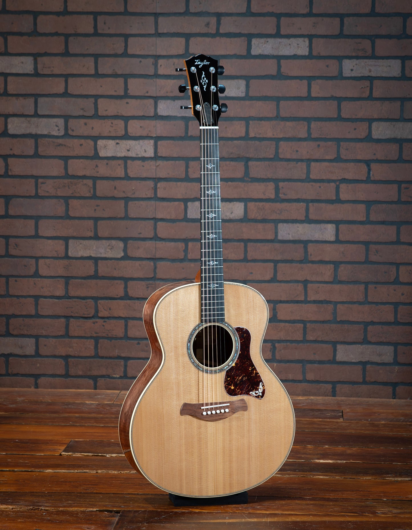 Taylor Gold Label 814e
