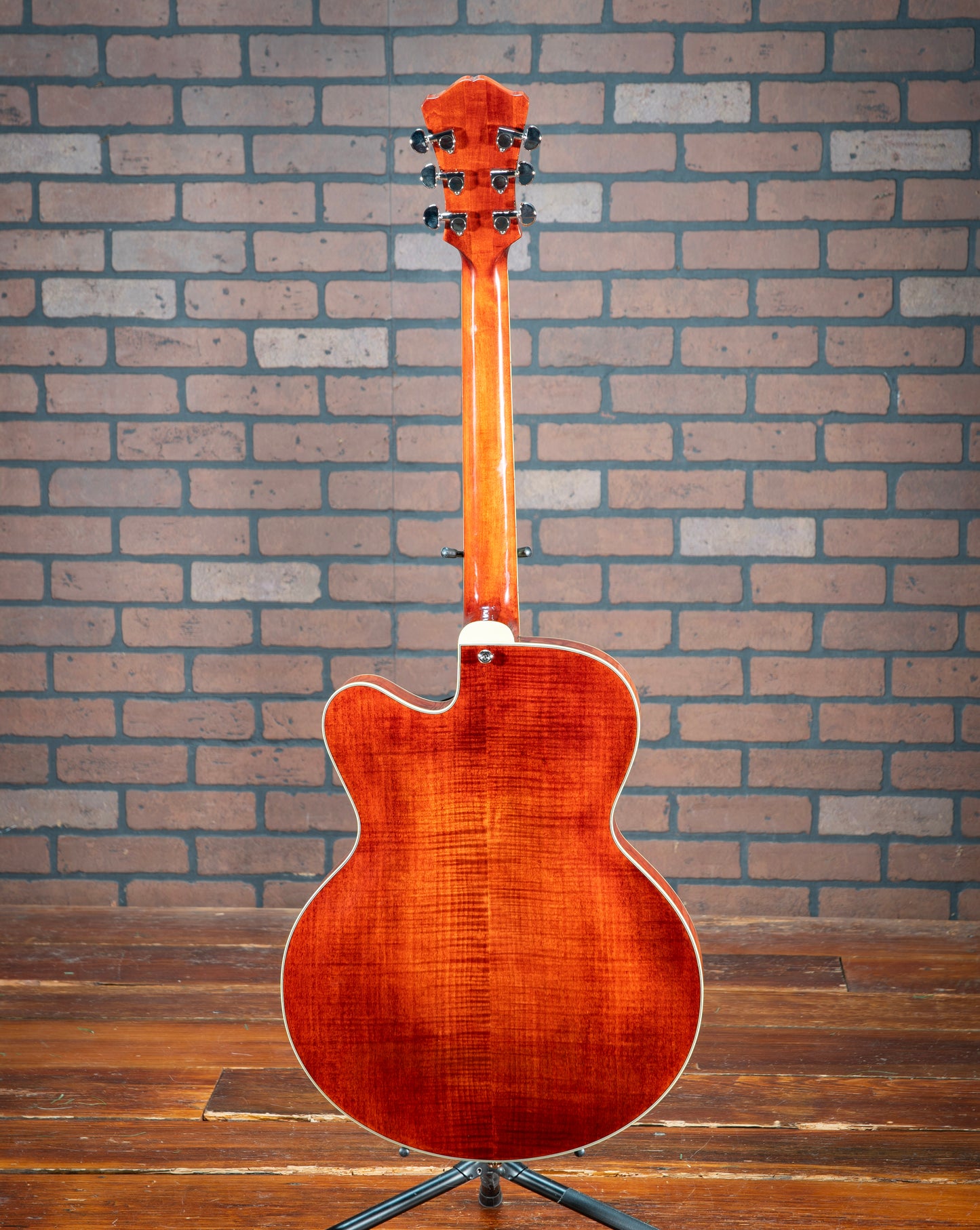 Eastman AR503CE (2022)