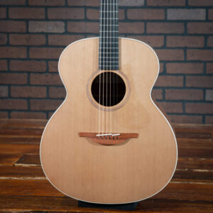 Lowden O-22 (Mahogany/Red Cedar)